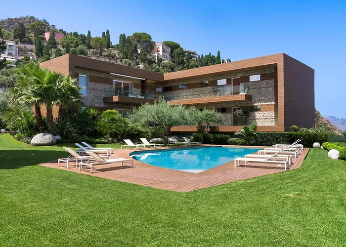 Isola Bella Infinity Suites